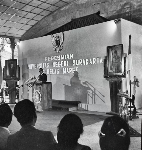 Peresmian Universitas 11 Maret oleh Bapak Presiden Soeharto
